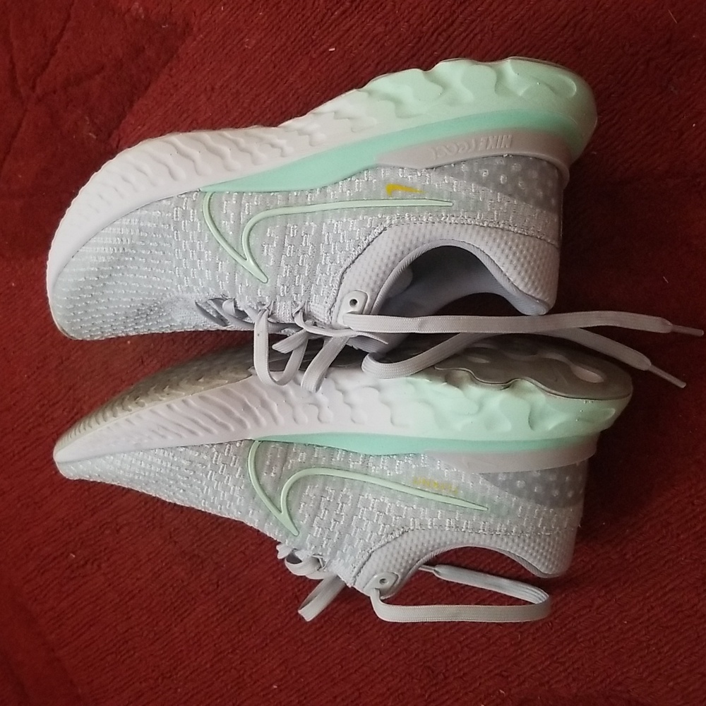 Nike React Infinity womens shoe